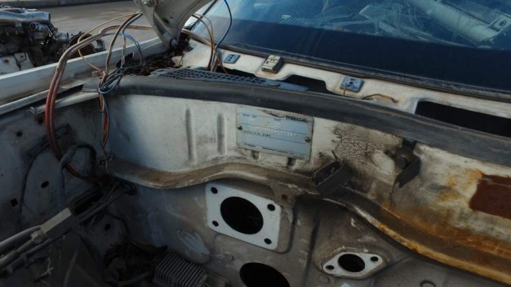 g%C3%BCrcistan-ara%C3%A7-g%C3%BCmr%C3%BCk-mazda-rx7-.241-747x420.jpg