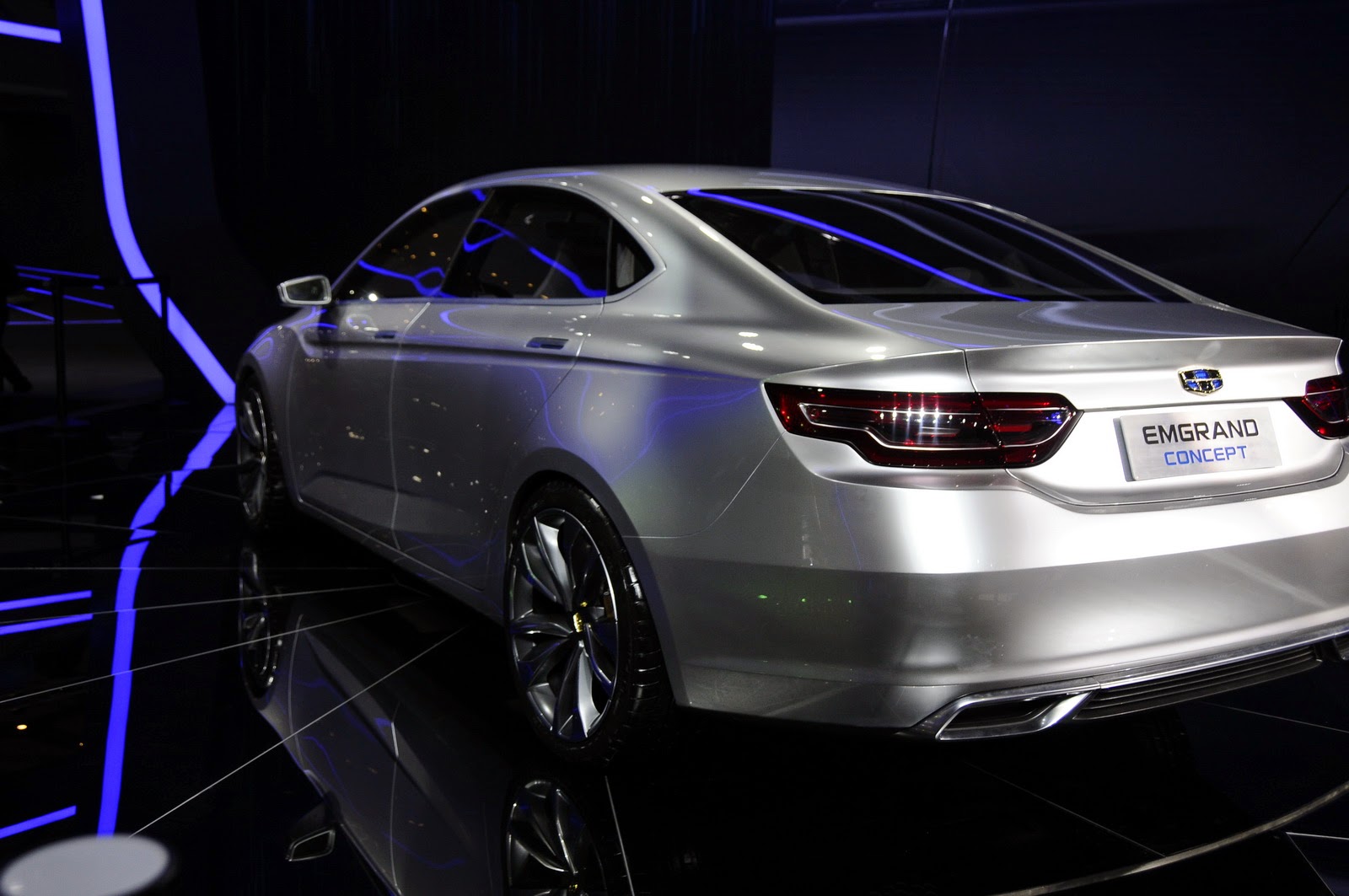Geely emgrand 2015