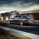 2016-BMW-7-Series-109