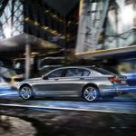 2016-BMW-7-Series-111