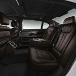 2016-BMW-7-Series-124