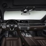 2016-BMW-7-Series-127