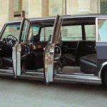 Mercedes-Benz-600-Pullman-open-doors
