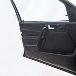mercedes-190e-2.3-16-kokpit-interior-002