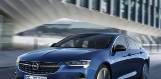 makyajlı opel insignia