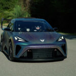 1638603061_The_CUPRA_UrbanRebel_Concept_on_the_move_04_HQ